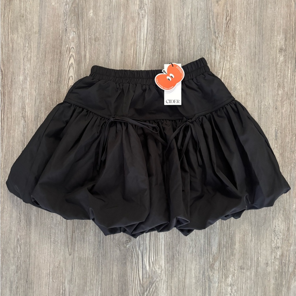 NWT Cider Black Bubble Skirt